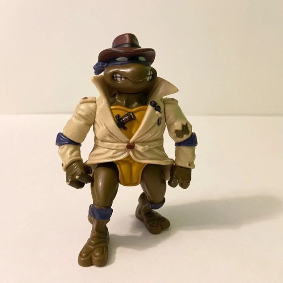 Vintage 1990 Teenage Mutant Ninja Turtle Undercover Donatello TMNT Action Figure - Picture 1 of 12